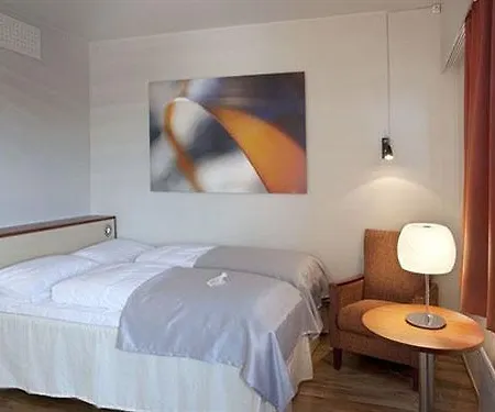 Marena Анденес